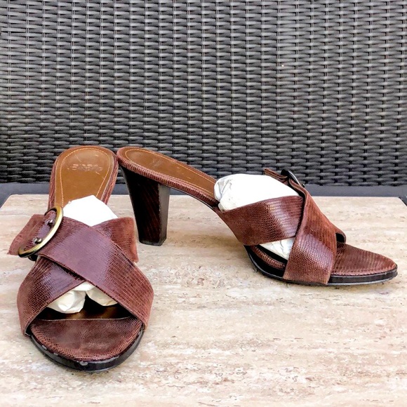 JOAN& DAVID Reptile Embossed Leather Buckle Sandal - Picture 12 of 13